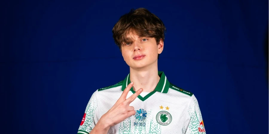 Kyousuke рассчитывает получить визу до конца турнира