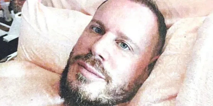 Известного наркобарона задержали: кадры с трапа самолета