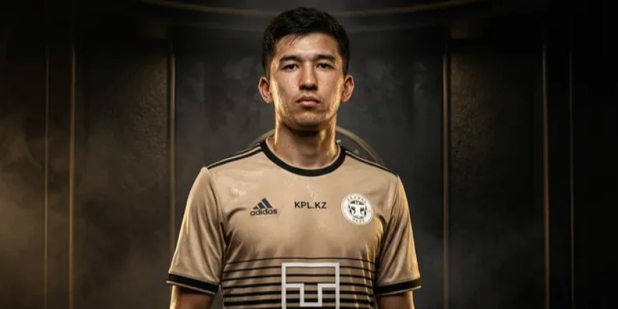 Нападающий подписал контракт со Славией