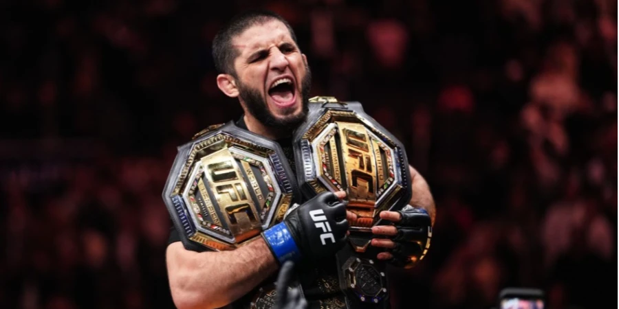 Чемпион UFC Махачев получил черный пояс по тхэквондо. Подробности