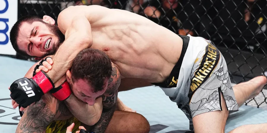 Тренер Ислама Махачева отреагировал на слова американского борца