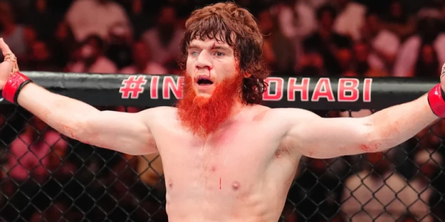 UFC файтері Шара Буллет Умар Нурмагомедовтың жеңілісі туралы пікір білдірді