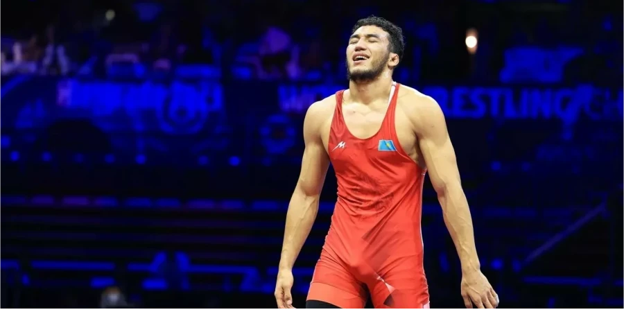 Ризабек Айтмұхан әлем чемпионатындағы алғашқы белдесуінде жеңіліп қалды