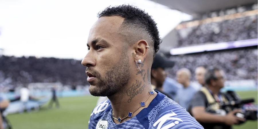 «Сантос» анонсировал новый контракт с Неймаром