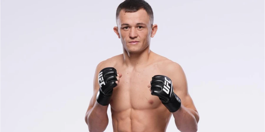 «Одну зарплату можно отдать 15». Боец UFC поддержал Куата Хамитова в футбольном вопросе