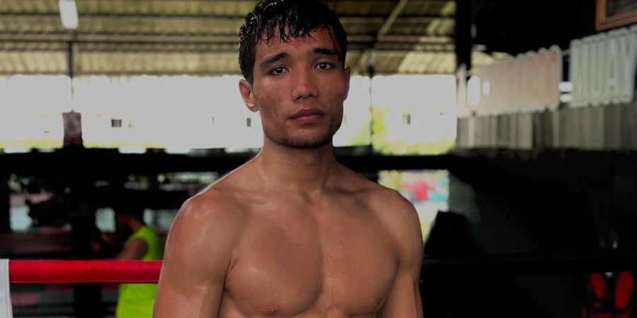 Узбекский медиа-боец получил в соперники казахстанского файтера