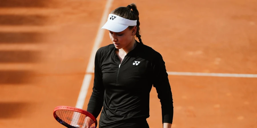 Елена Рыбакина проиграла в четвертьфинале турнира в Риме