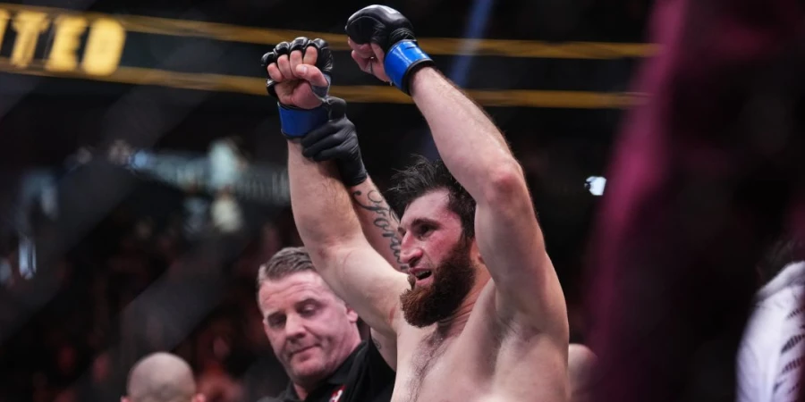 Чемпион UFC Анкалаев сделал прогнозы на поединки турнира в Вегасе