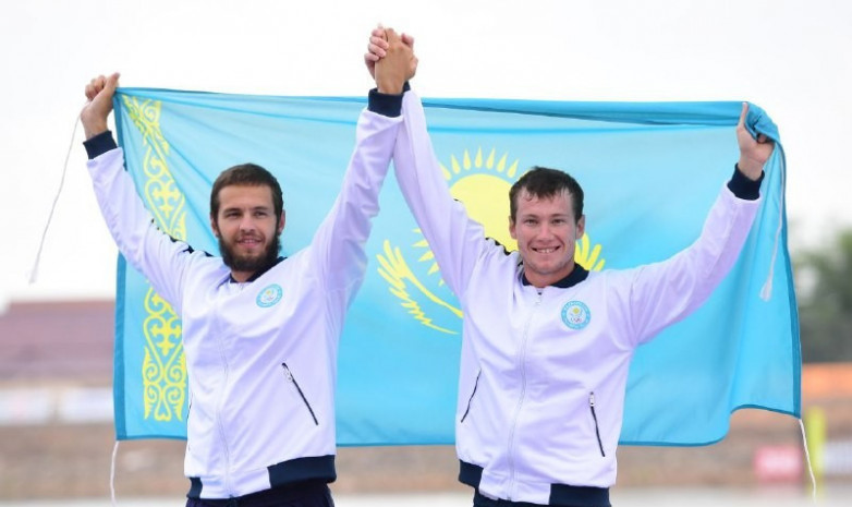Голендов пен Ергучев: Бір жарым сағатта үш медаль алғанымыз қуантады