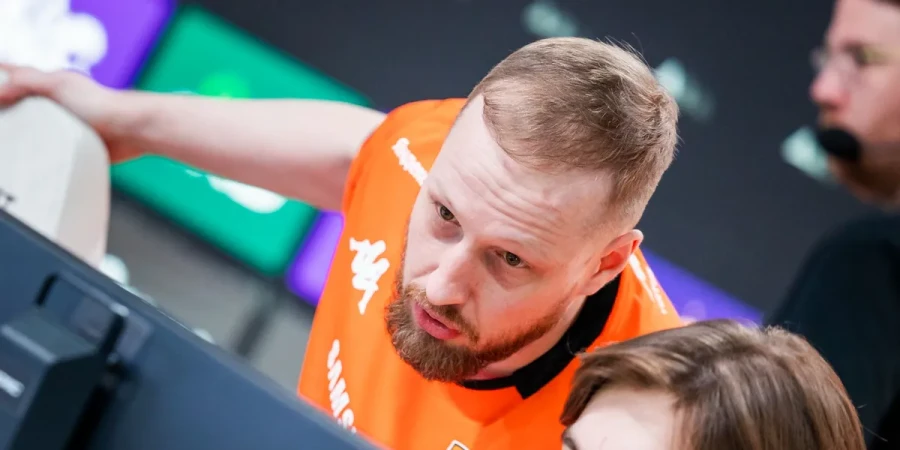 Тренер VP после вылета с FISSURE PLAYGROUND 2: «Сменили роли, капитана и взяли новичка, чего вы ожидаете?»