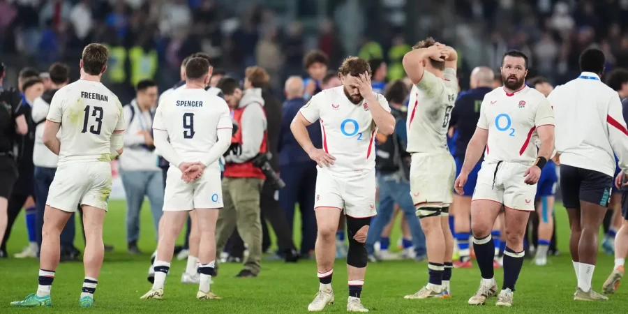 Крах топ-сборной: Англия скатилась на дно, а капитану приходится извиняться за тренера перед фанатами