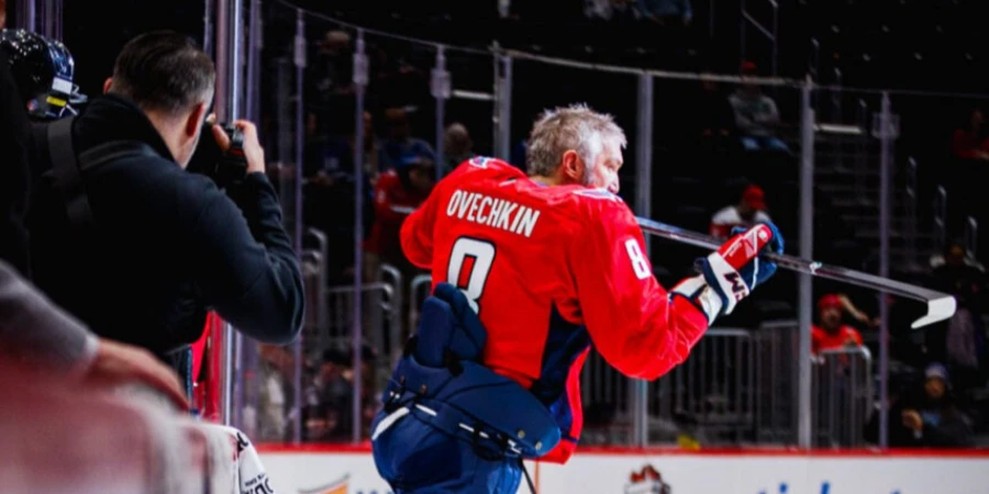 НХЛ. Вашингтон Кэпиталз — Детройт Ред Уингз. Овечкин идет к абсолютному рекорду. Прямая трансляция