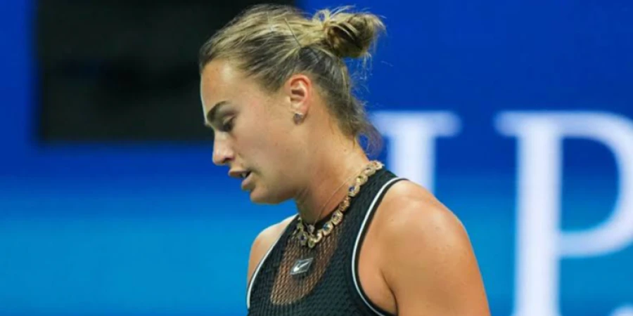Соболенко разгромила соперницу и продолжила защиту титула US Open
