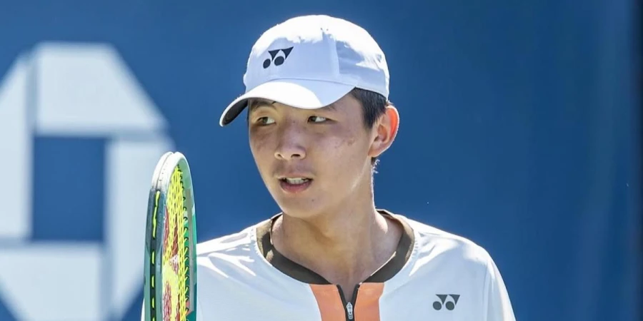 17-летний вундеркинд из Казахстана вышел в четвертьфинал турнира в Египте