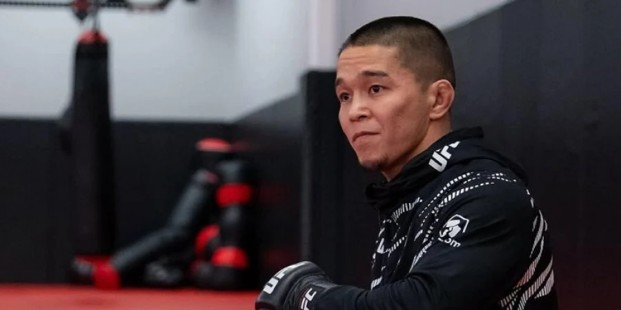 Асу Алмабаев 2026 жылы үш жекпе-жек өткізгісі келеді