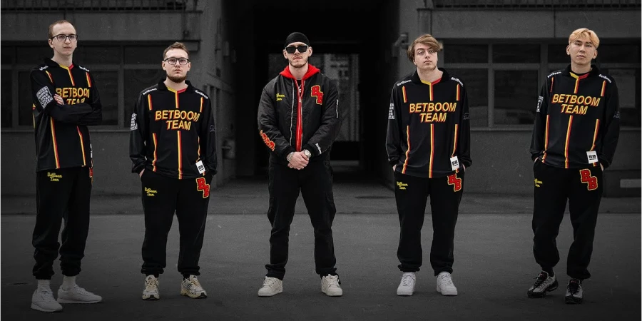 BetBoom Team обеспечила себе место в плей-офф DreamLeague Season 24 после победы над Team Spirit