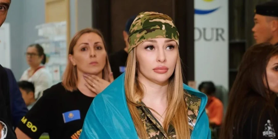 Қазақстандық боксшы мерзімінен бұрын жеңіске жетіп, титул еншіледі