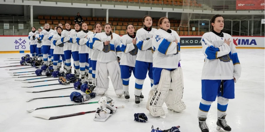 Женская юниорская сборная Казахстана разгромила Латвию на ЧМ