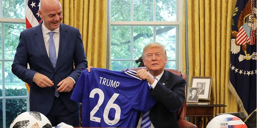 В отчете Трампа раскрыли подарок от главы ФИФА