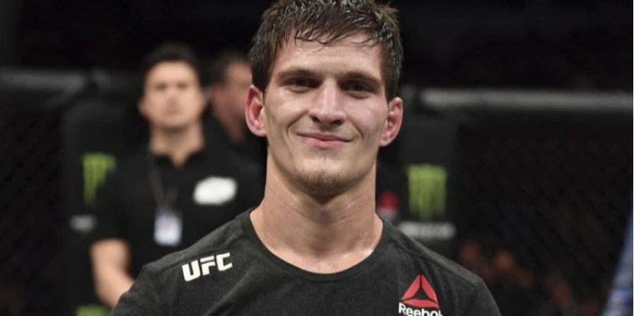 Мовсар Евлоев подтвердил готовность к бою с Лероном Мерфи