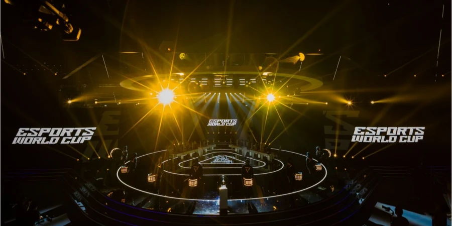 Team Spirit и BetBoom Team продолжают борьбу за титул на Esports World Cup 2025