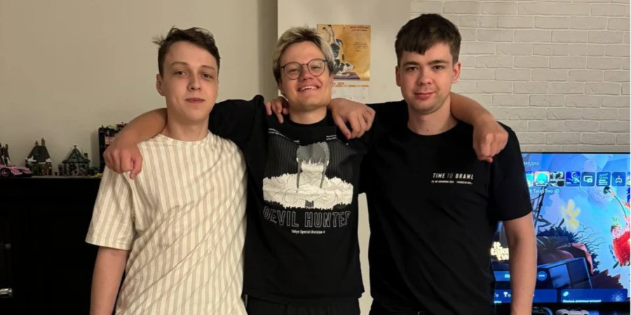 Мидер Team Falcons порекомендовал подписать Hellscream и Vazya