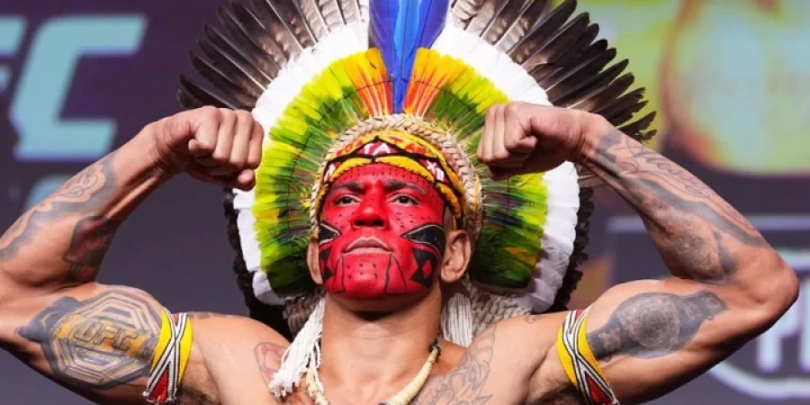 Кормье поделился мнением о теории заговора Перейры