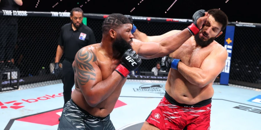 Кертис Блэйдс победил Ризвана Куниева на UFC в Баку