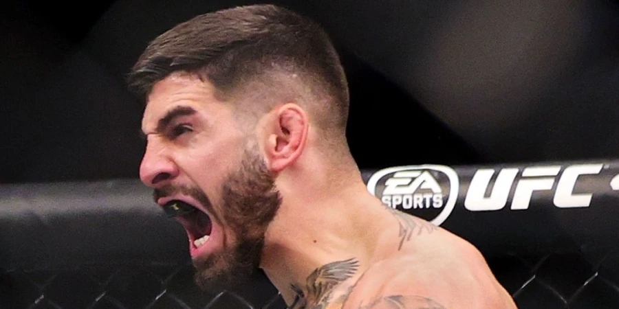 Непобедимому чемпиону UFC "посватали" нового серьезного оппонента