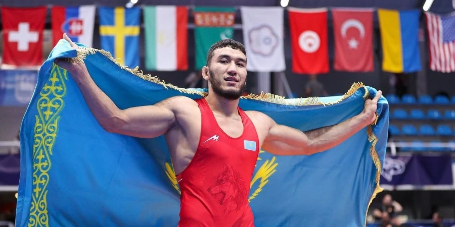 Ризабек Айтмұхан Super 4 Wrestling халықаралық турнирінде топ жарды