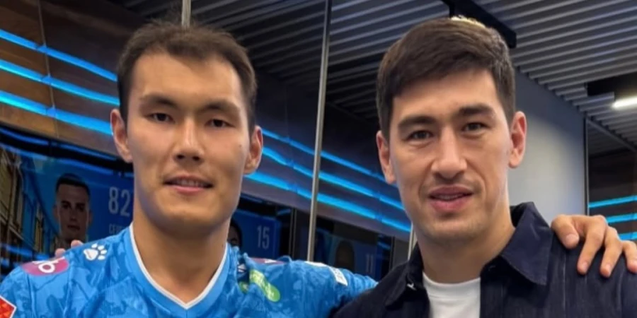 Чемпион мира Дмитрий Бивол отреагировал на чемпионство «Зенита» Нуралы Алипа