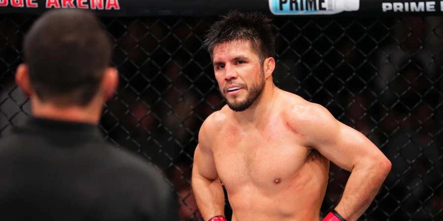 Сехудо извинился перед Чимаевым за скандал с шапкой и Пауло Костой