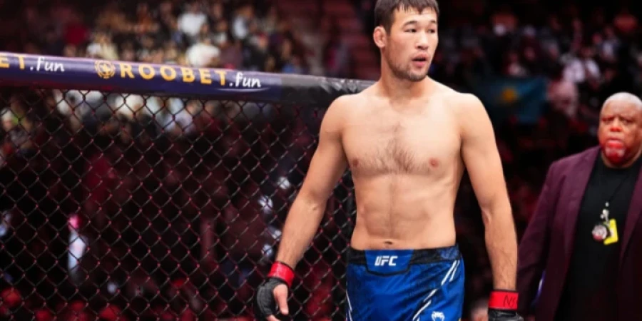 ММА. UFC-дің орта салмағанда кімдер ең ұзақ жеңіс сериясын тіркеді?