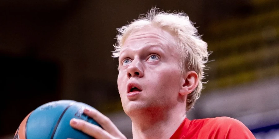 Даниил Касаткин стал игроком «Енисея»