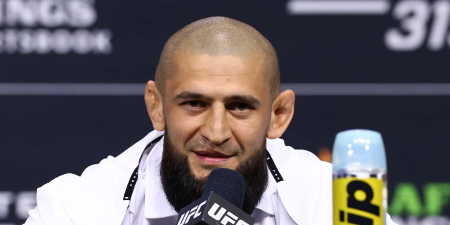 Непобедимый чемпион UFC отреагировал на завоевание титула Исламом Махачевым