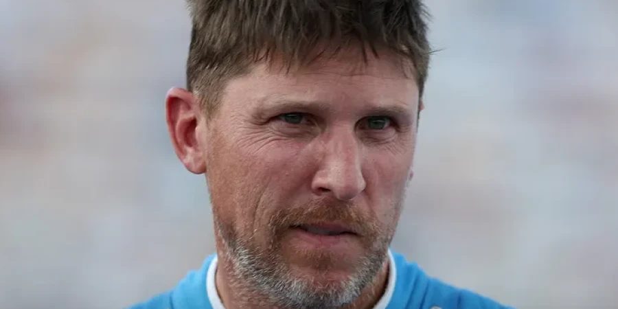 Трагедия за закрытыми дверями: гонщик впервые высказался после гибели отца в пожаре