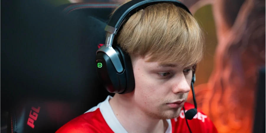 RAMZES666 высказался об игре kaori в Aurora