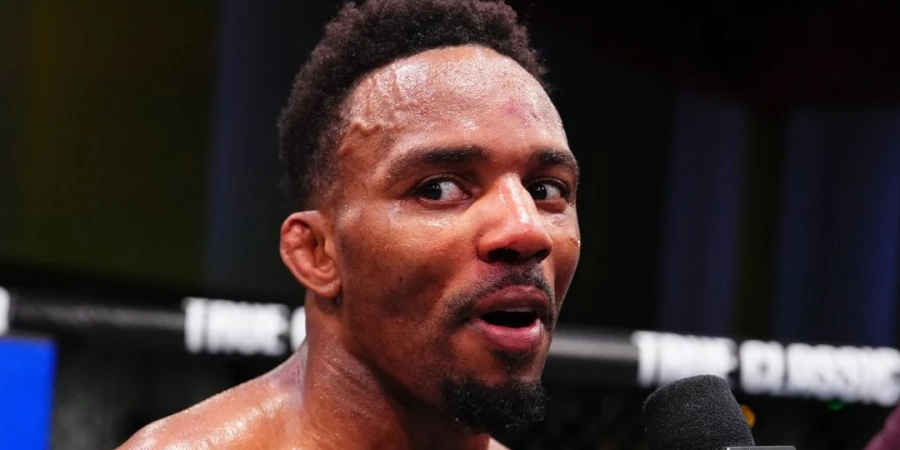 Непобежденный файтер UFC, Мерфи,  отреагировал на вызов экс-чемпиона Лиги