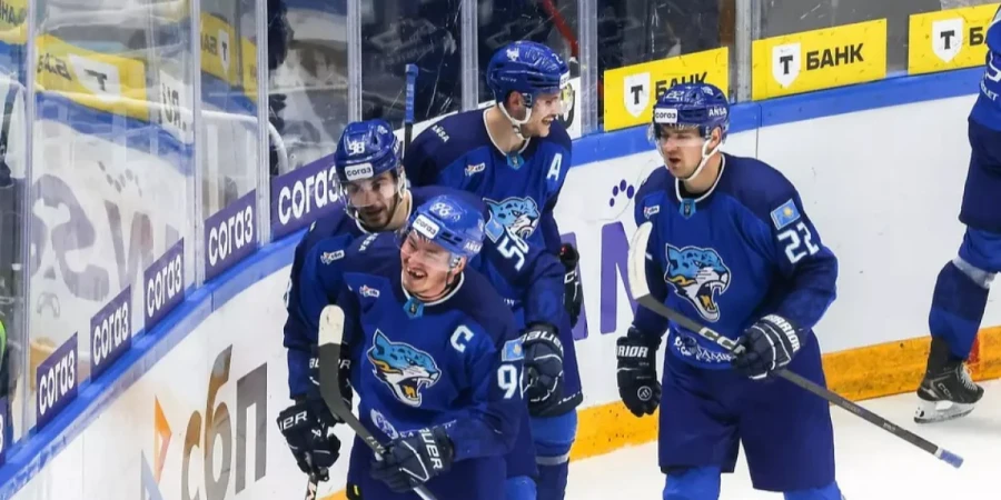 «Барыс» отстает от зоны плей-офф перед новогодней паузой