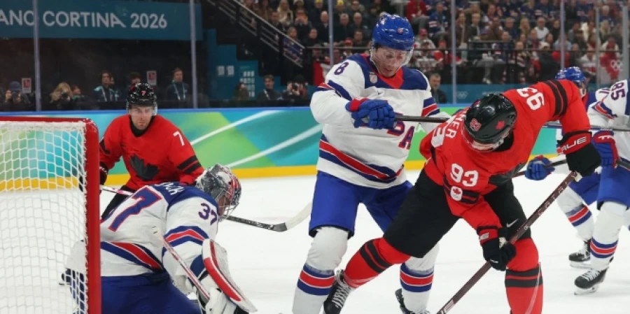 Американцы добили родоначальников хоккея на Олимпиаде