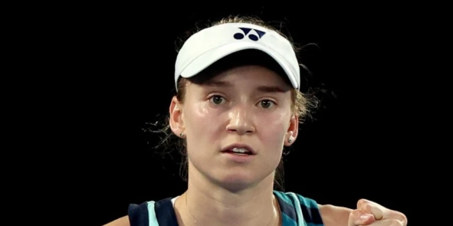 Сенсацией завершился матч Рыбакиной на турнире в ОАЭ