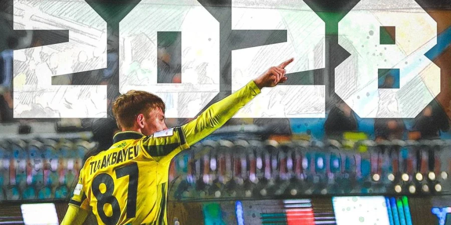 Азамат Тұяқбаев пен «Қайрат» келісімшарт мерзімін ұзартты