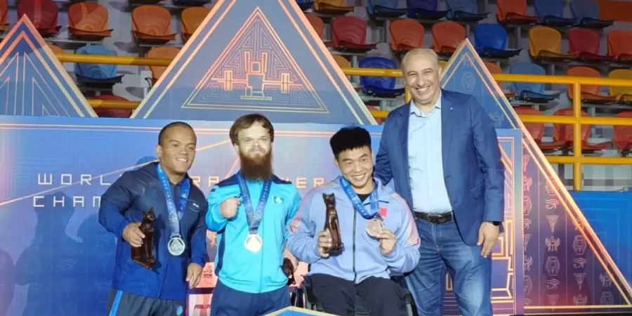 Қазақстандық пауэрлифтинг шебері әлемнің үш дүркін чемпионы атанды
