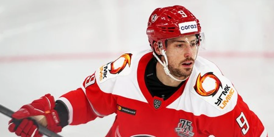 Команда бывшего защитника «Барыса» одолела одного из лидеров Востока