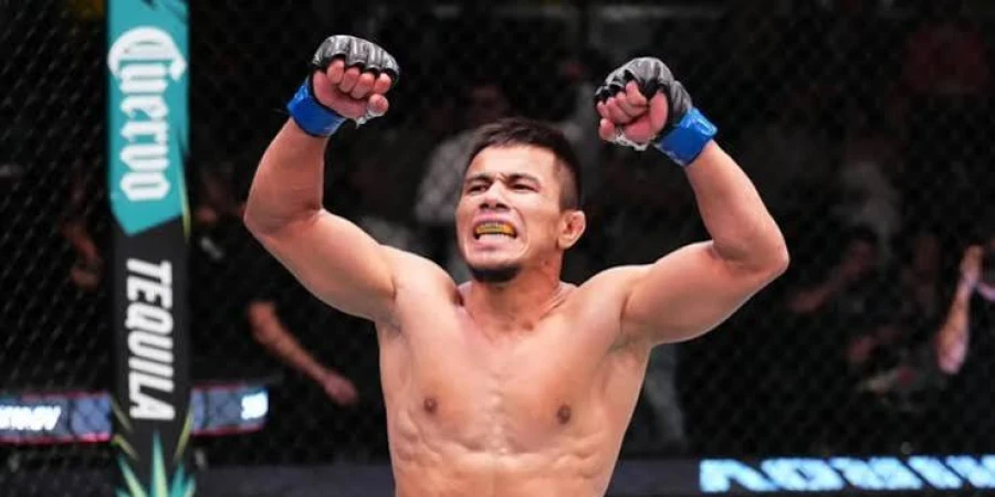Легенда UFC Кормье пришел в восторг от нокаута Темирова