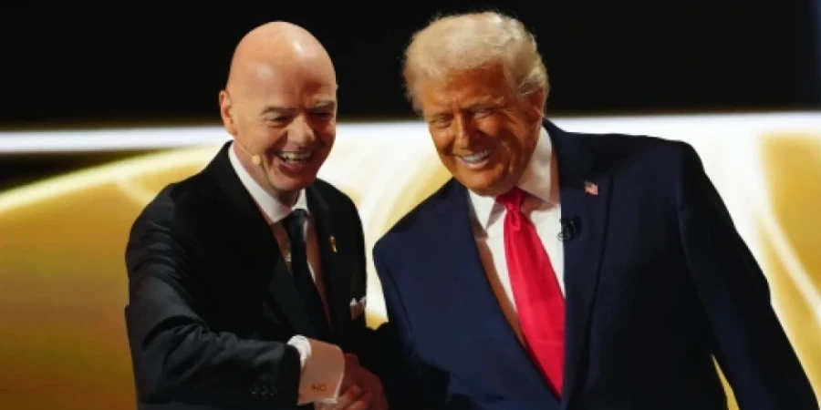 The Guardian узнала о трех звонках Трампа в ФИФА по удалению игрока США