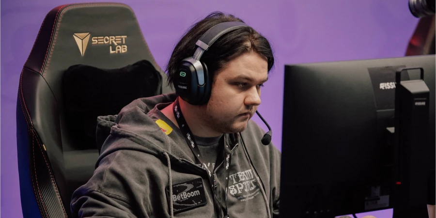 Керри Team Spirit назвал причину, по которой время от времени меняет никнейм
