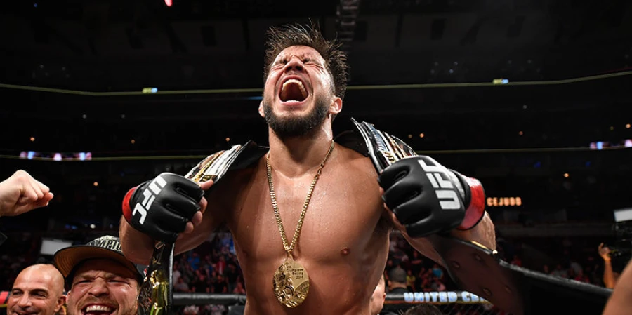 Еркін күрестен Олимпиада чемпионы UFC-де чемпиондық атаққа таласпақ
