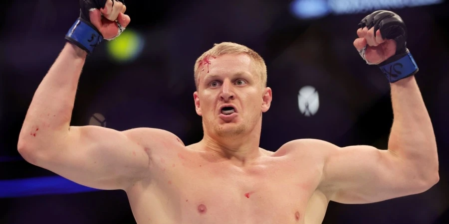 Назначен бой российского тяжеловеса UFC против бразильского проспекта