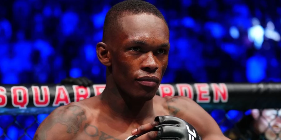 «Я его хейтер». Экс-чемпион UFC Адесанья — о топ-бойце веса Шавката Рахмонова